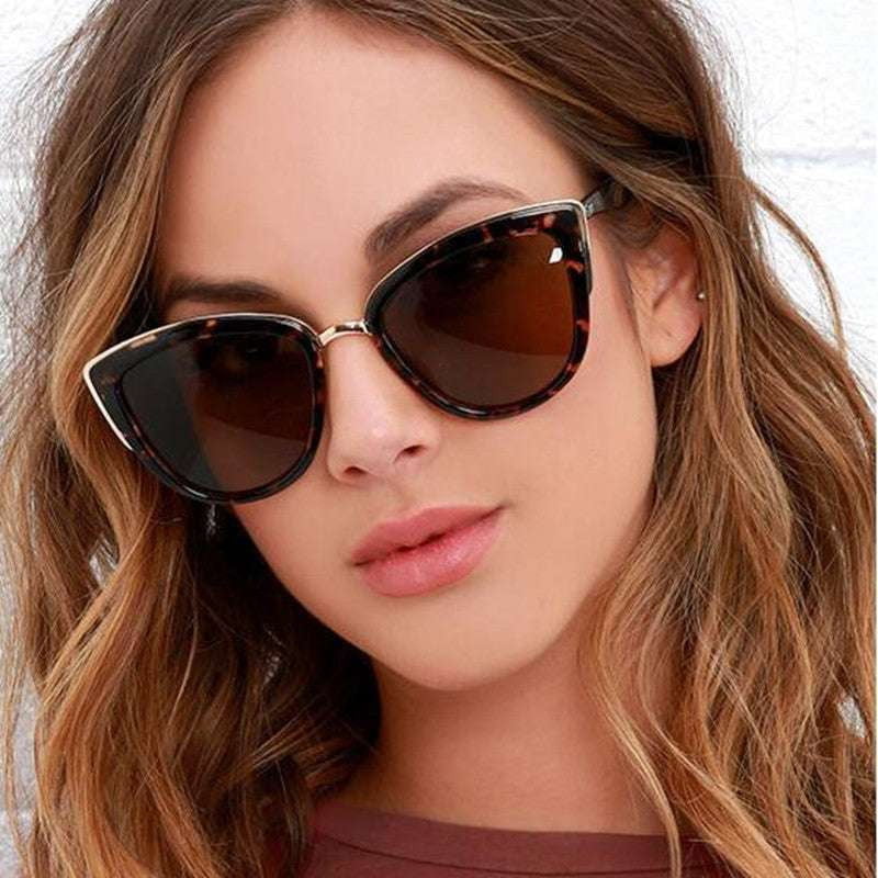 Designer Lady Eyewear, Stylish Women Sunglasses, Tortoise Shell Glasses - available at Sparq Mart