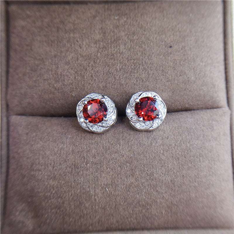 High-quality Garnet, Natural Gemstones, Pigeon Blood Red Ruby - available at Sparq Mart